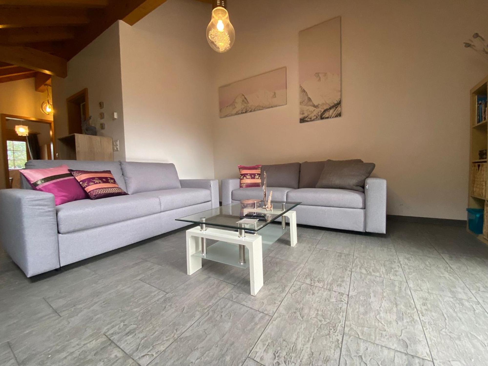 Charming Penthouse Lägenhet Lauterbrunnen Exteriör bild