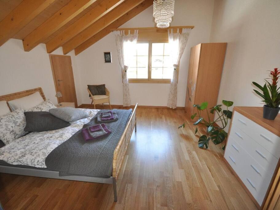 Charming Penthouse Lägenhet Lauterbrunnen Exteriör bild