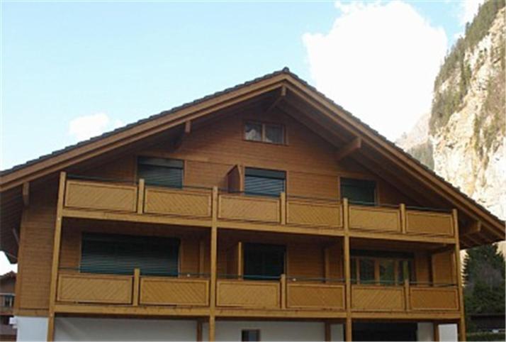 Charming Penthouse Lägenhet Lauterbrunnen Exteriör bild